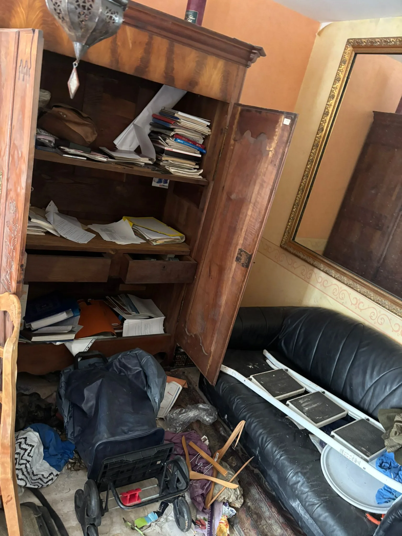 Faut-il prévoir un relogement temporaire pendant un nettoyage après décès ou Diogène : focus sur l’intervention de SOS DC à Colombes